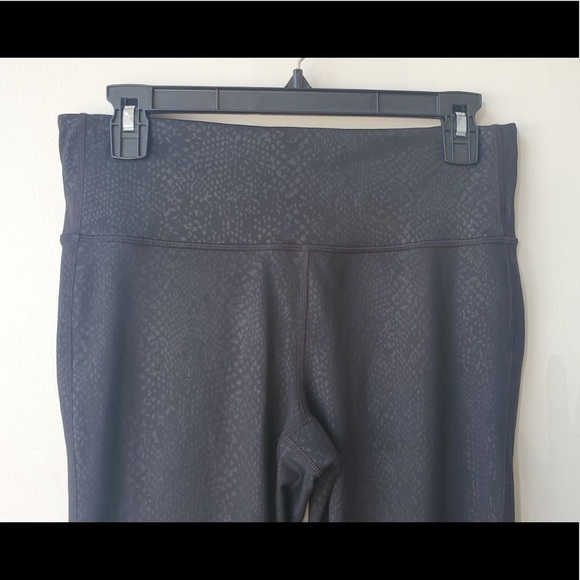 Athleta Chaturanga Serpent Leggings - Picture 4 of 4